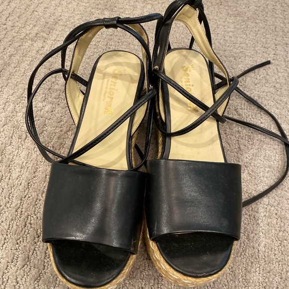 Seniorah Black Leather Wrap-Up Espadrilles - Picture 8 of 16